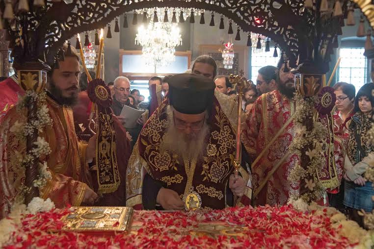 Ο Επιτάφιος στη Μητρόπολη των Γιαννιτσών.